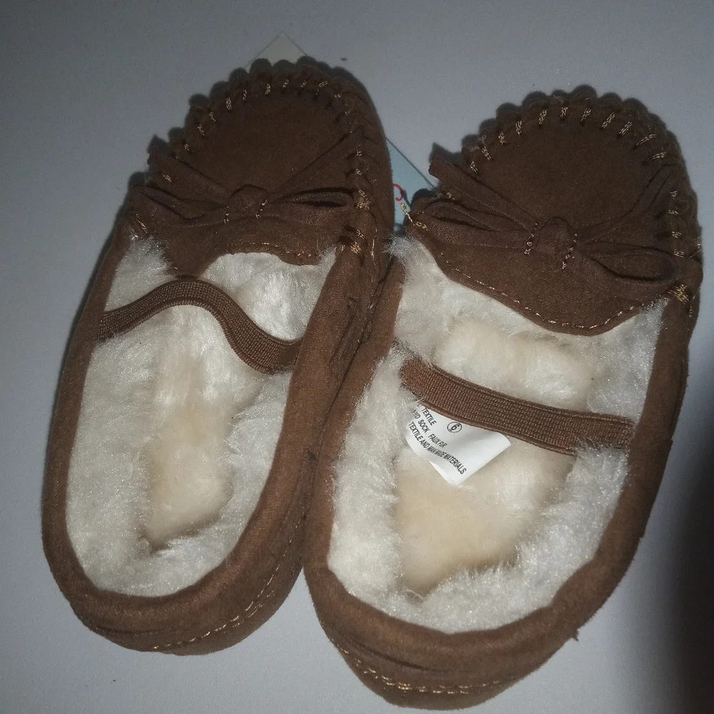 Toddler moccasin size 6